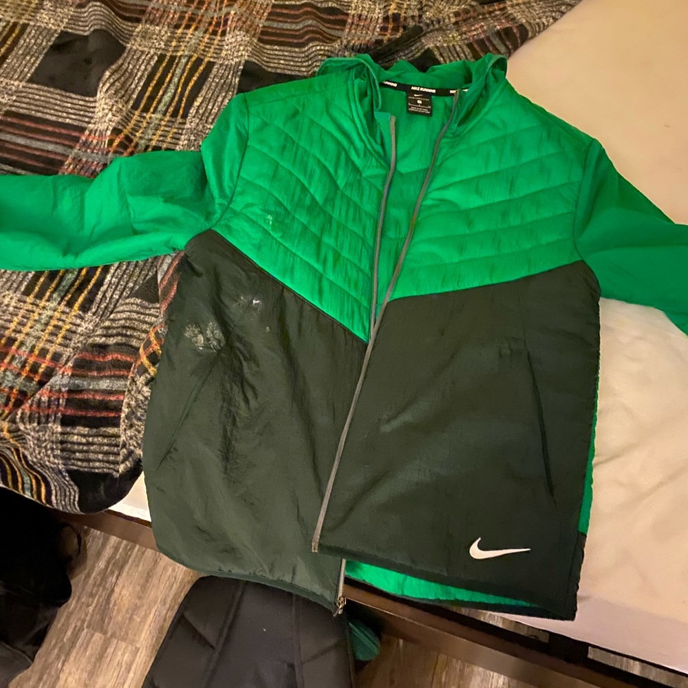 nike aerolayer jacket